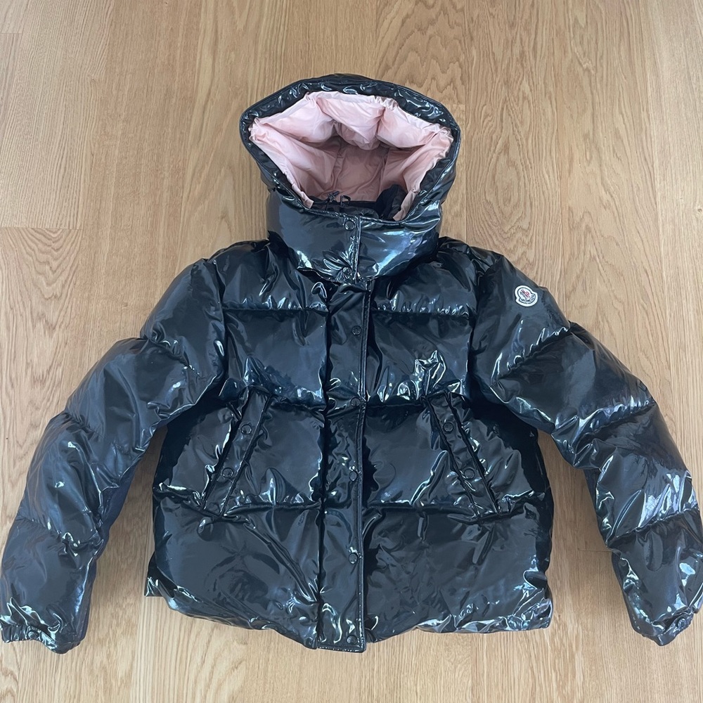VERY RARE Moncler Women’s black PVC down puffer
